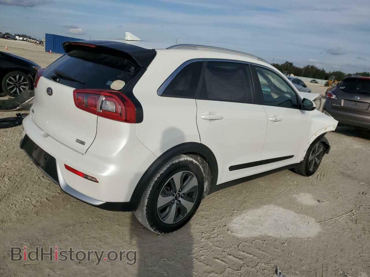 2018 KIA NIRO - VIN: KNDCB3LC3J5204584 - Фото 3