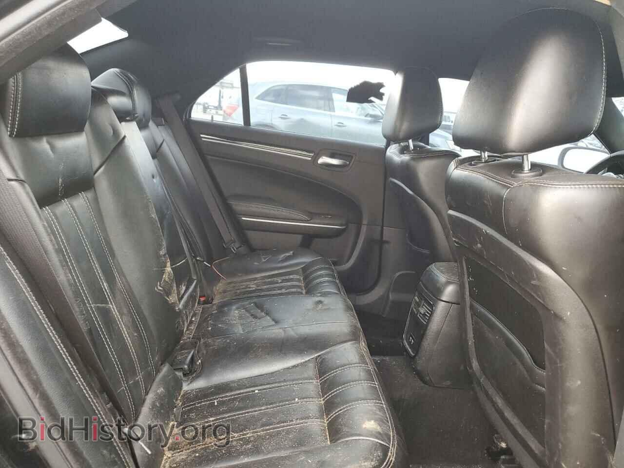 2019 CHRYSLER 300 - VIN: 2C3CCABG2KH601109 - Фото 10