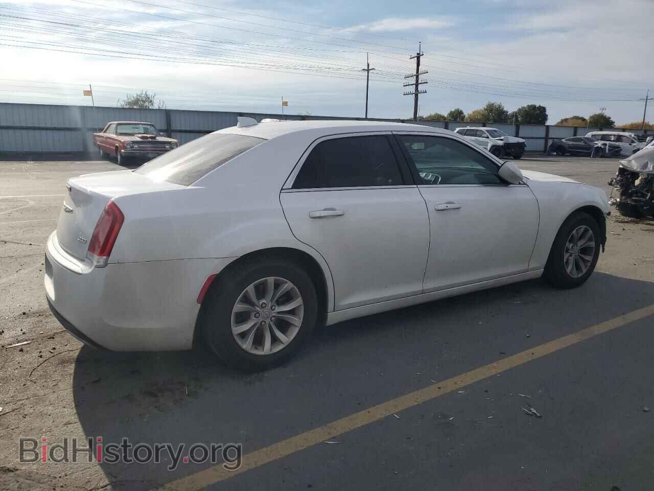 2015 CHRYSLER 300 - VIN: 2C3CCAAG8FH859223 - Фото 3
