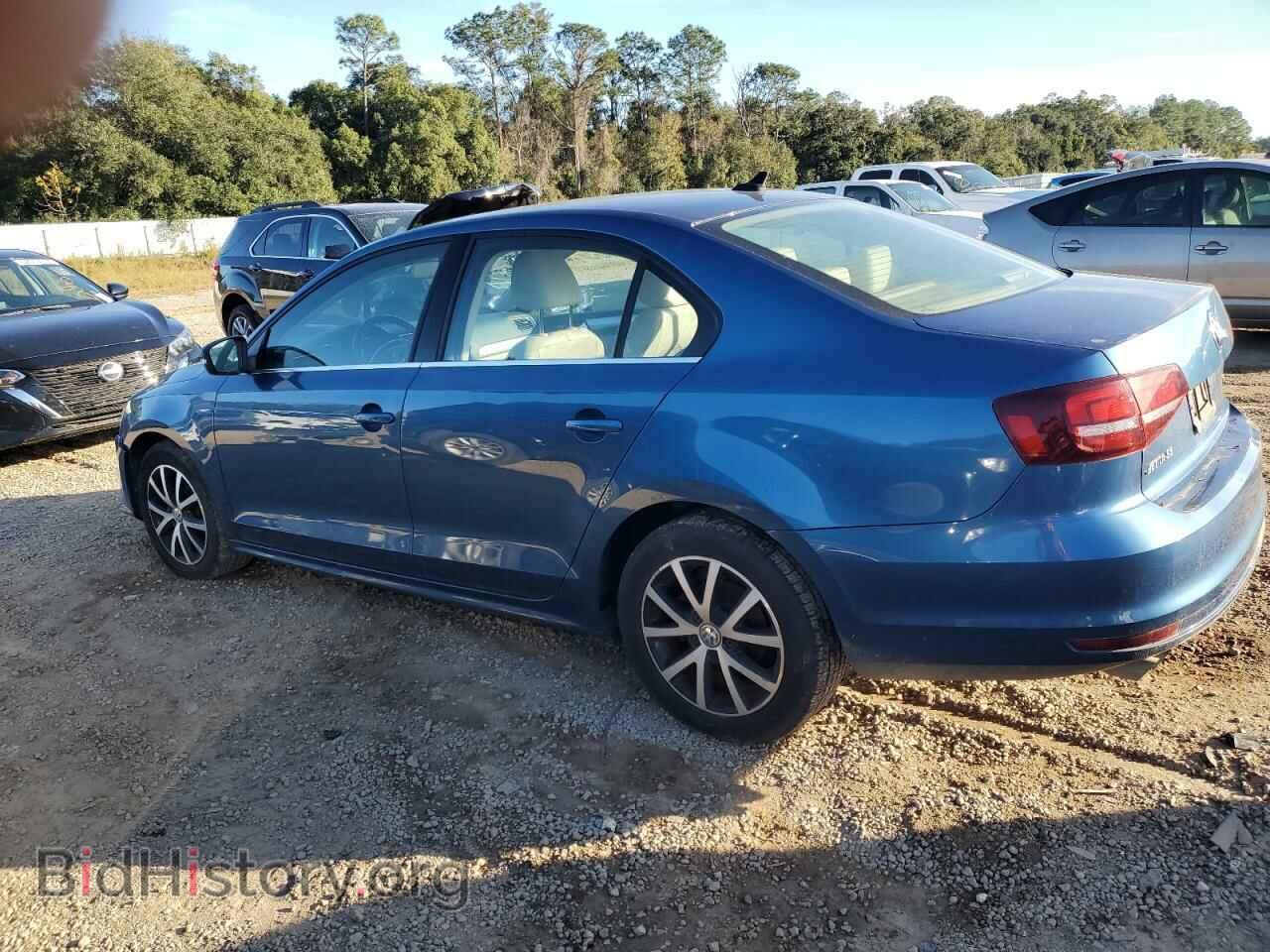 2017 VOLKSWAGEN JETTA - VIN: 3VWDB7AJ1HM261736 - Фото 2