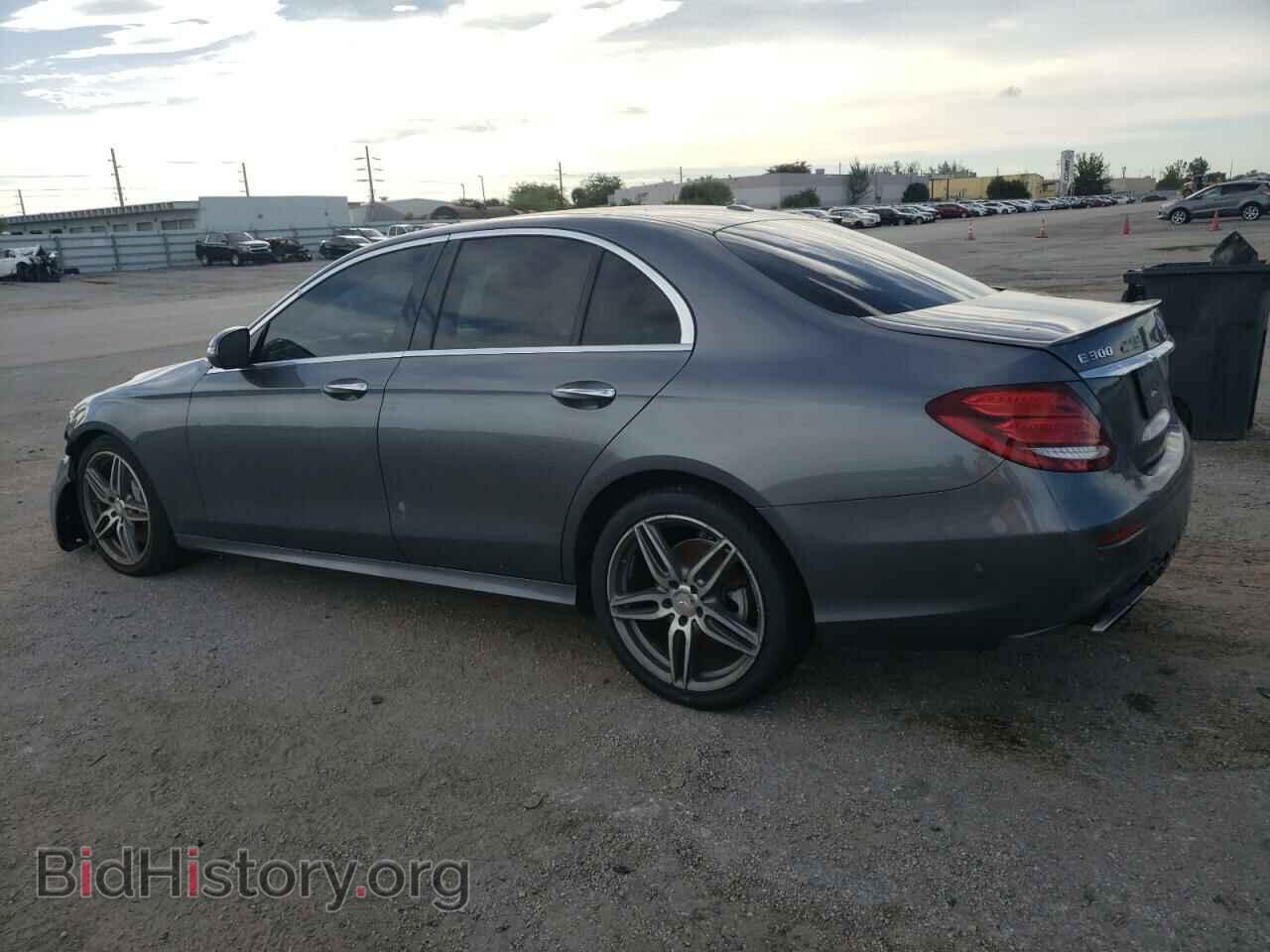 2017 MERCEDES-BENZ E-CLASS - VIN: WDDZF4JB2HA104823 - Фото 2