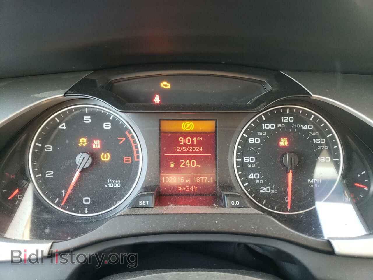2011 AUDI A4 - VIN: WAUDFAFL8BN050607 - Фото 9