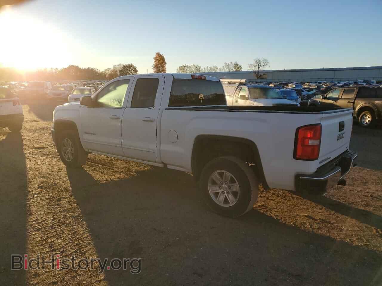 2019 GMC SIERRA - VIN: 2GTV2MEC0K1199729 - Фото 2