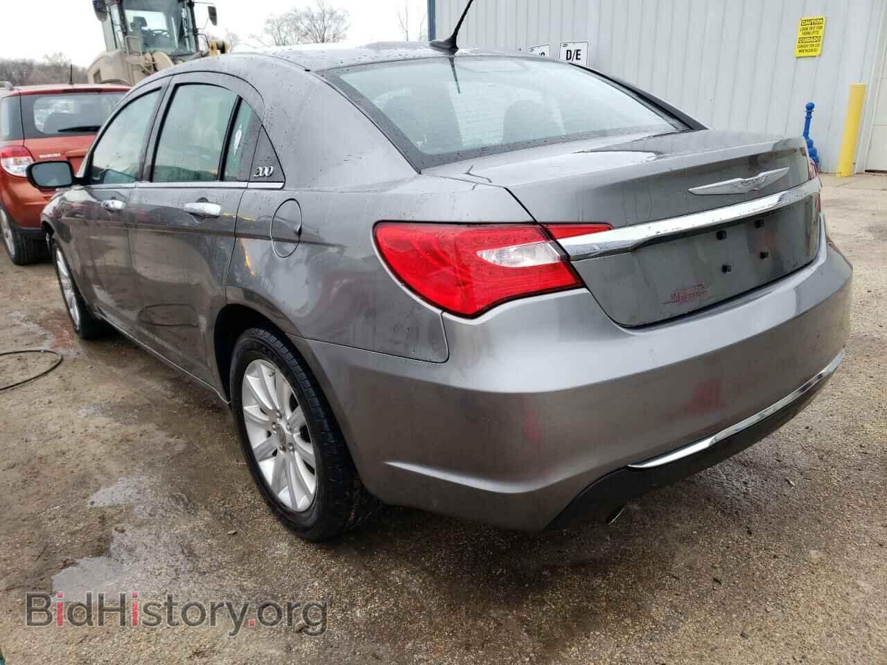 2013 CHRYSLER 200 - VIN: 1C3CCBCG6DN615156 - Фото 2
