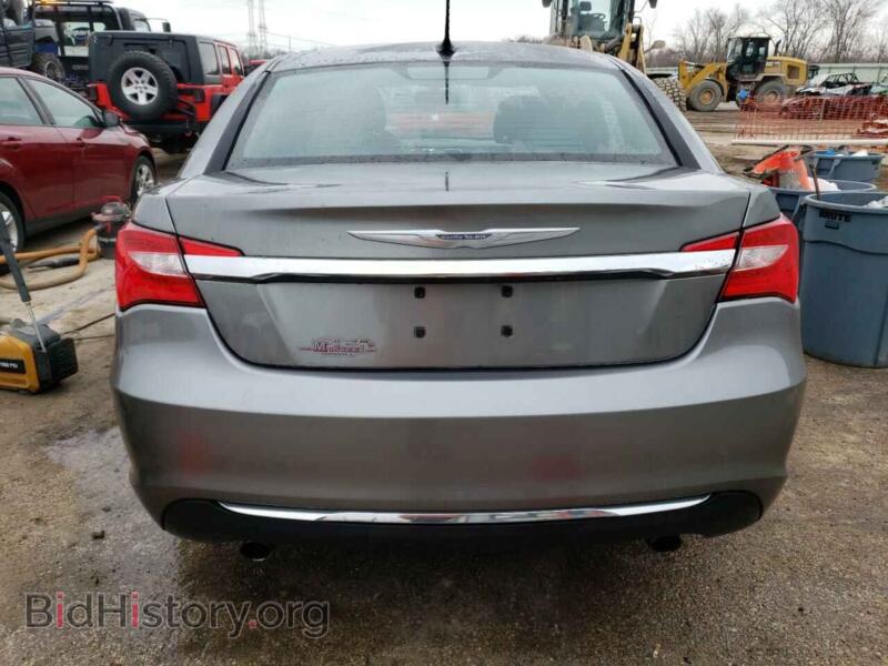 2013 Chrysler 200 (VIN 1C3CCBCG6DN615156) — photo 6 of 12