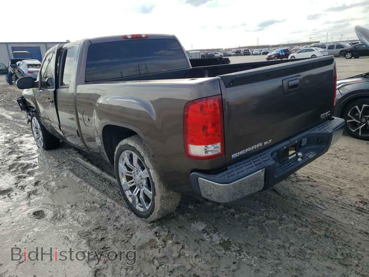 2007 GMC SIERRA - VIN: 2GTEC19CX71589587 - Photo 2