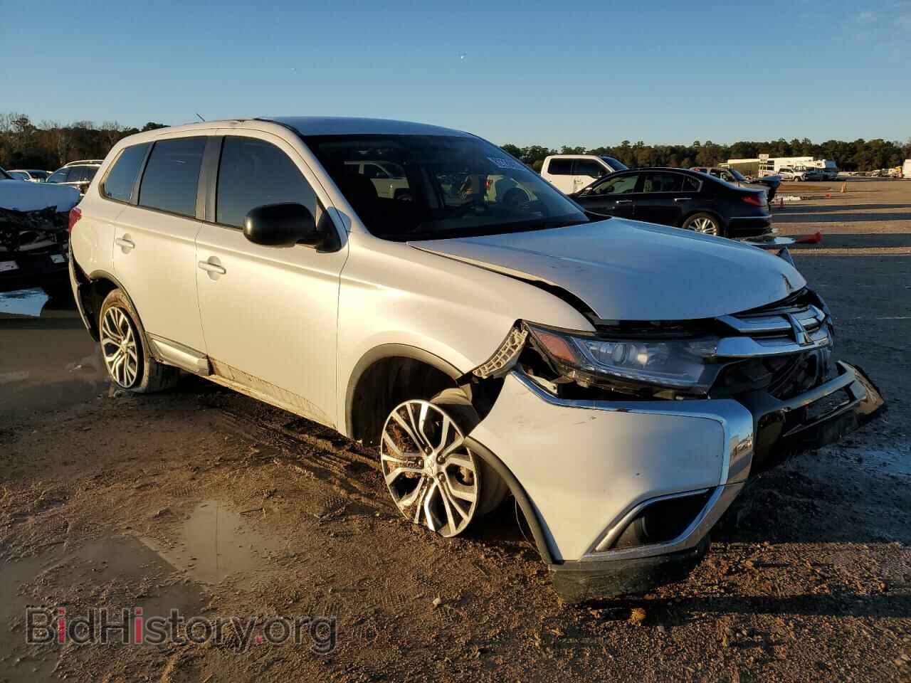 2016 MITSUBISHI OUTLANDER - VIN: JA4AD2A37GZ039181 - Фото 4