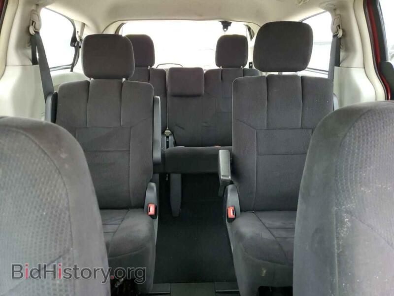 2011 Chrysler MINIVAN (VIN 2A4RR5DG7BR746174) — photo 10 of 13