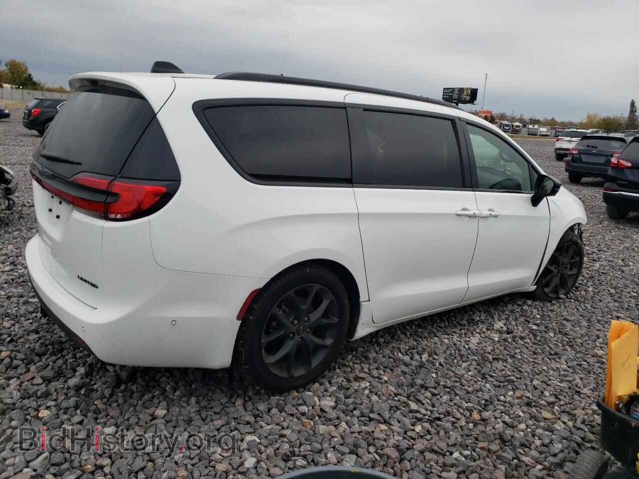 2024 CHRYSLER PACIFICA - VIN: 2C4RC1GG7RR126155 - Фото 3