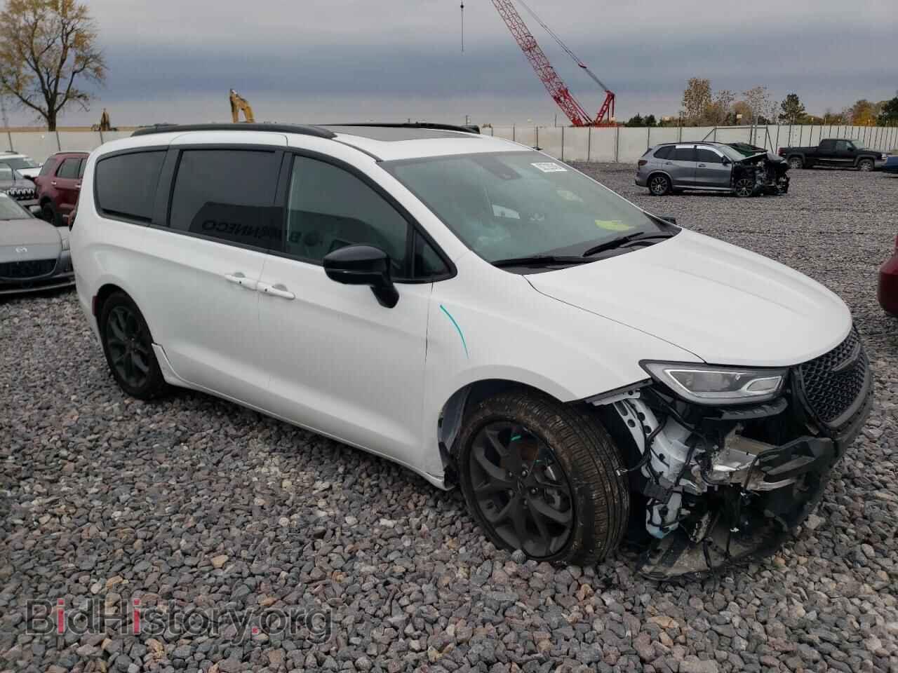 2024 CHRYSLER PACIFICA - VIN: 2C4RC1GG7RR126155 - Фото 4