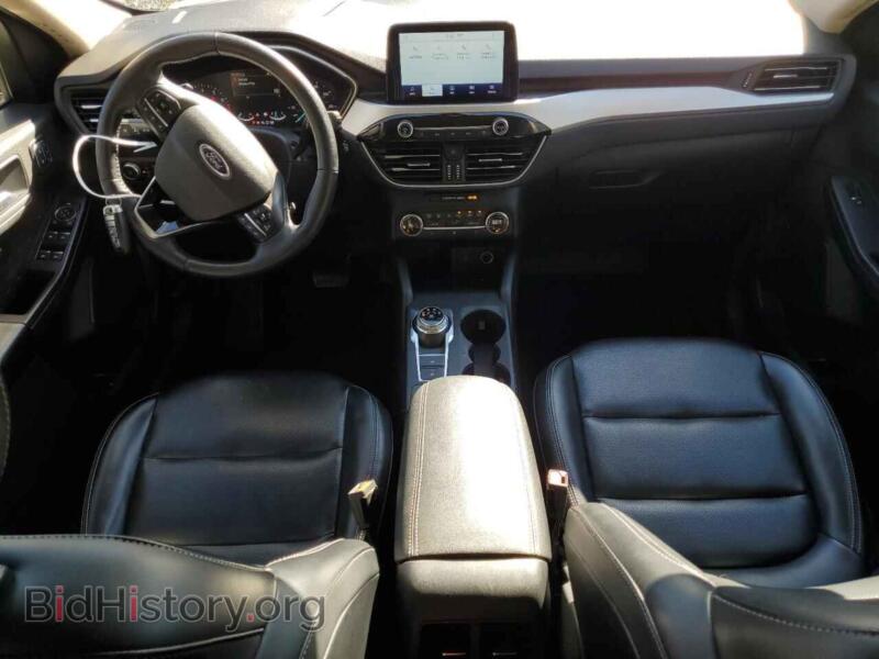 2020 Ford ESCAPE (VIN 1FMCU9H97LUA21235) — photo 8 of 15