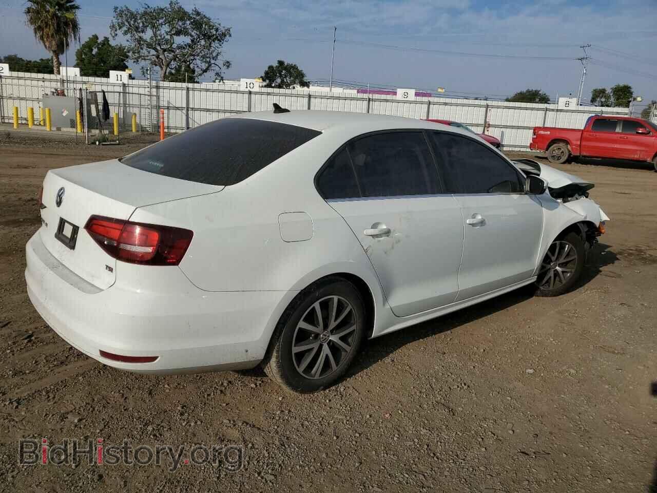 2017 VOLKSWAGEN JETTA - VIN: 3VWDB7AJ6HM329609 - Фото 3