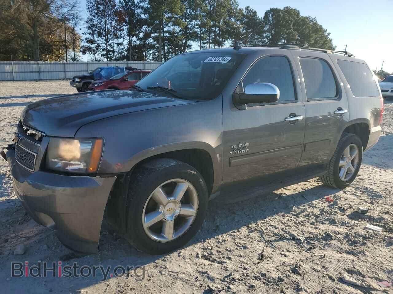 Фотография 1GNSCAE08BR392973 - CHEVROLET TAHOE 2011