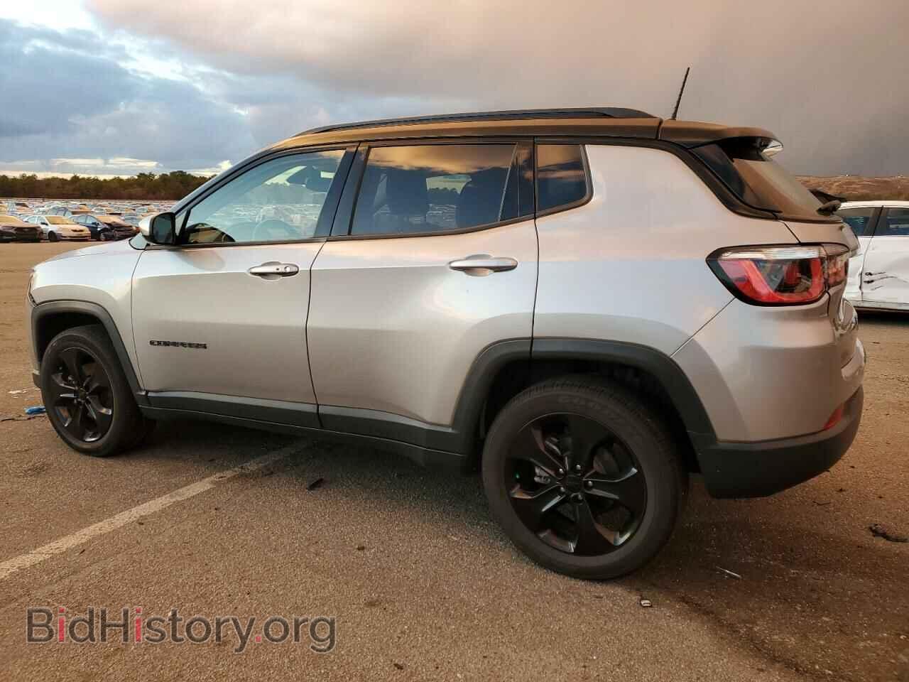 2019 JEEP COMPASS - VIN: 3C4NJCBB7KT667611 - Photo 2