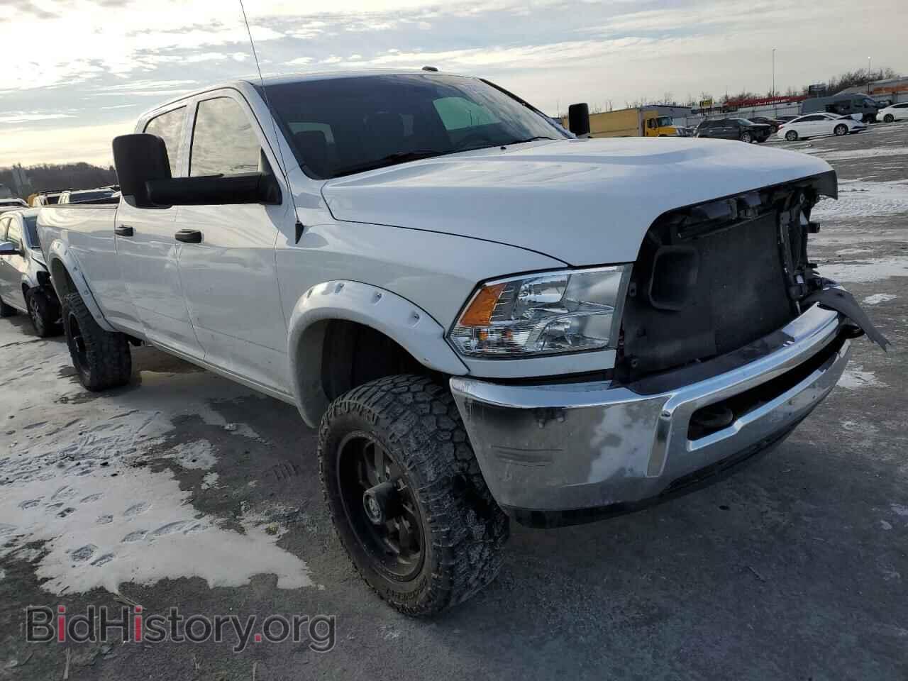 2014 RAM All Models - VIN: 3C6UR5HL8EG263883 - Photo 4