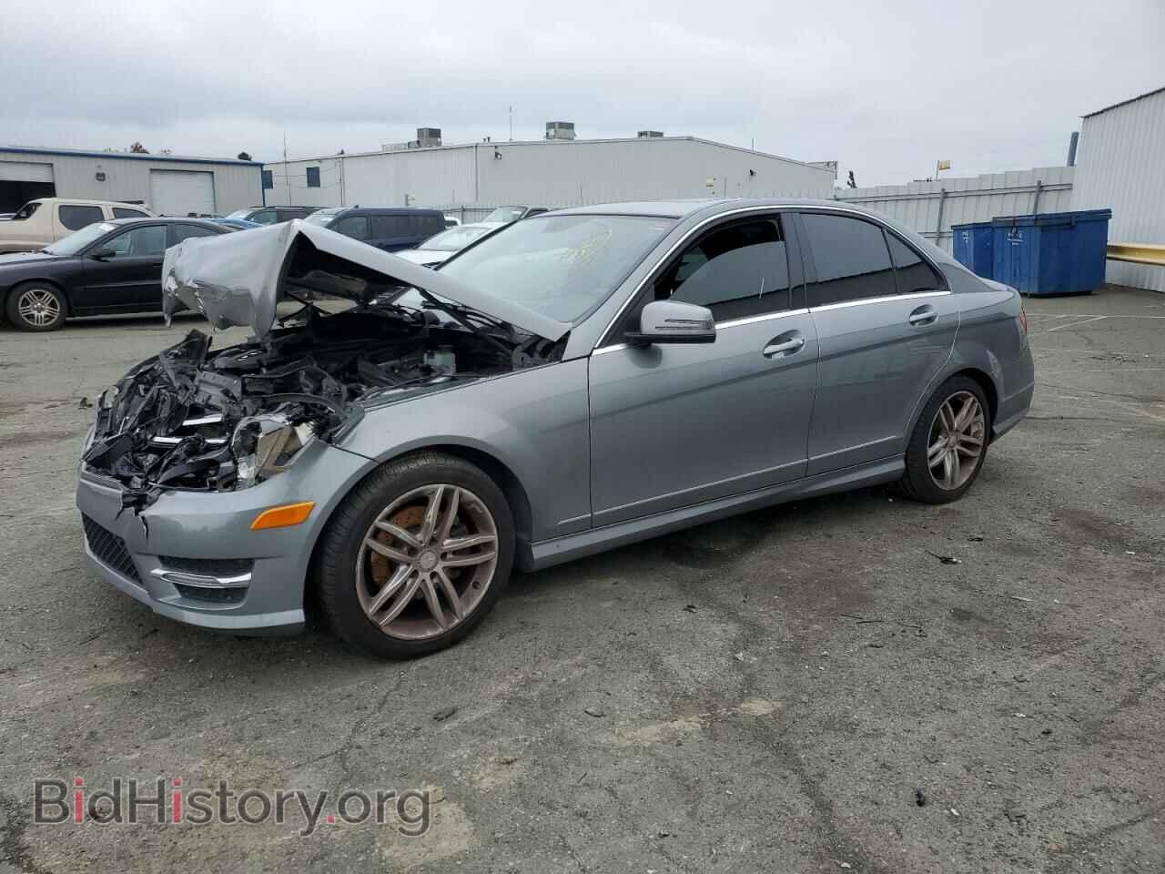 Photo WDDGF4HB6ER317073 - MERCEDES-BENZ C-CLASS 2014