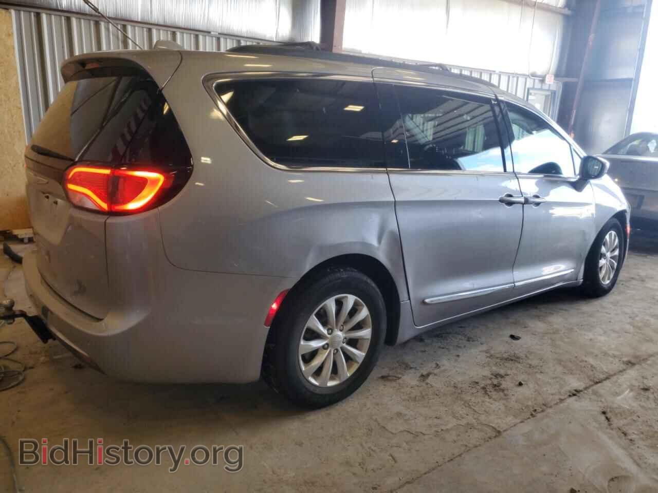 2017 CHRYSLER PACIFICA - VIN: 2C4RC1BG3HR702393 - Фото 3