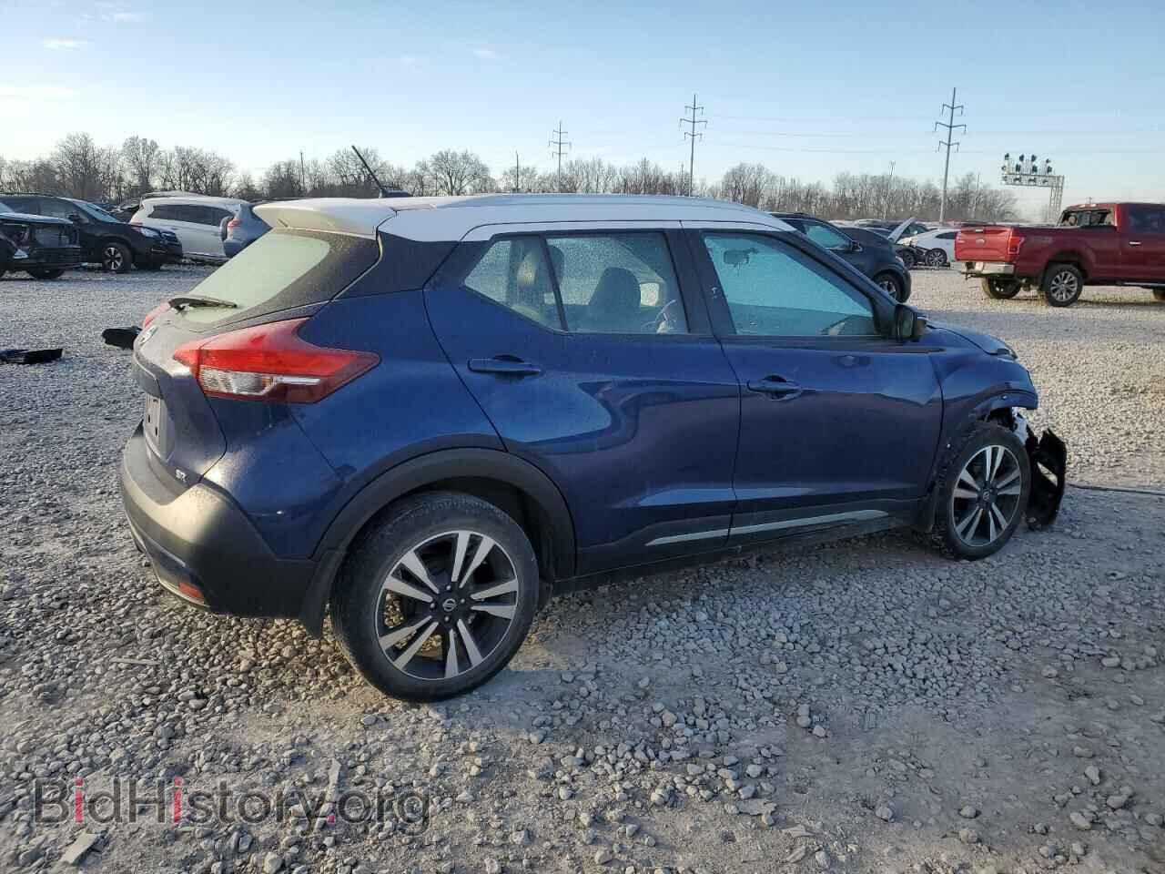 2019 NISSAN KICKS - VIN: 3N1CP5CU3KL568899 - Фото 3