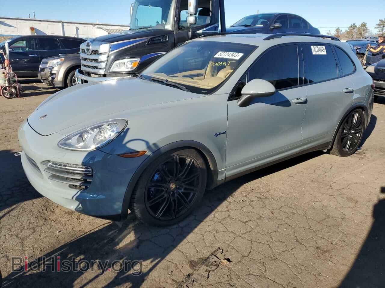 Фотография WP1AE2A25CLA90880 - PORSCHE CAYENNE 2012