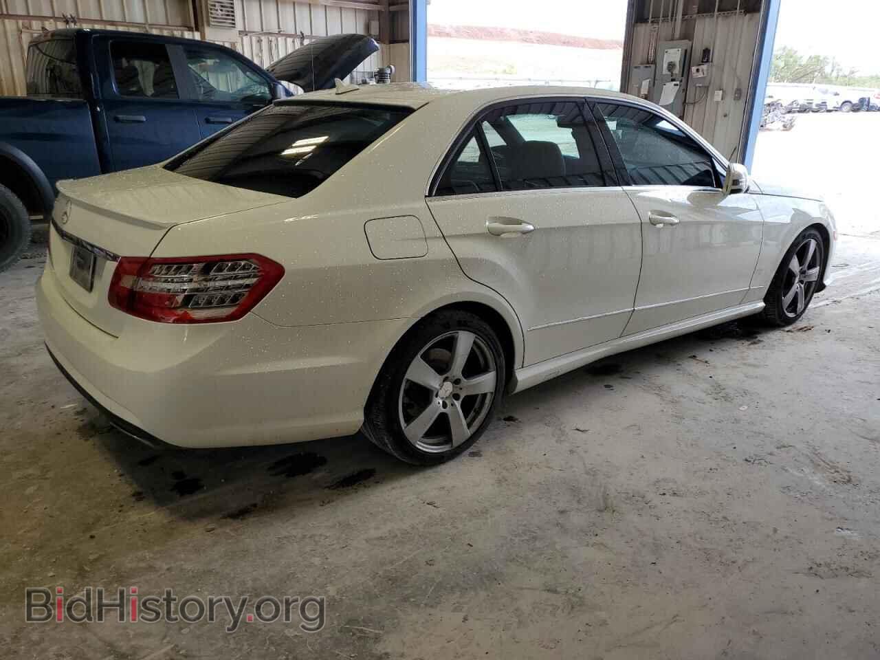 2010 MERCEDES-BENZ E-CLASS - VIN: WDDHF5GB7AA066729 - Фото 3