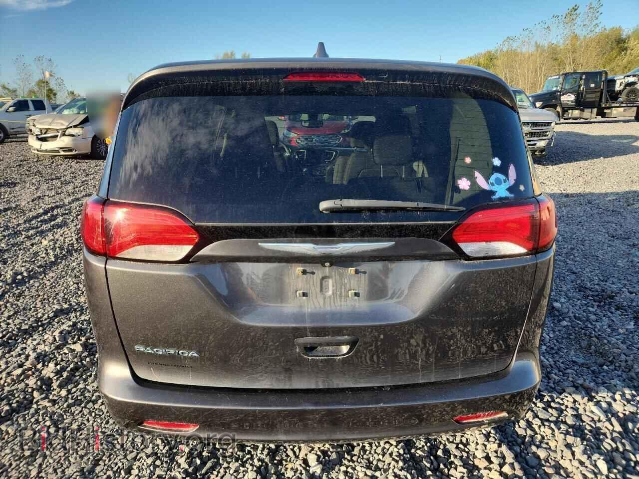 2017 CHRYSLER PACIFICA - VIN: 2C4RC1DG0HR502116 - Фото 6