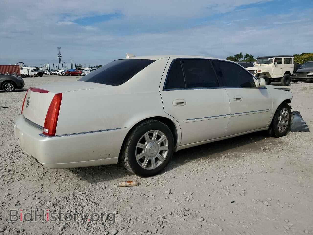 2011 CADILLAC DTS - VIN: 1G6KA5E67BU101602 - Фото 3