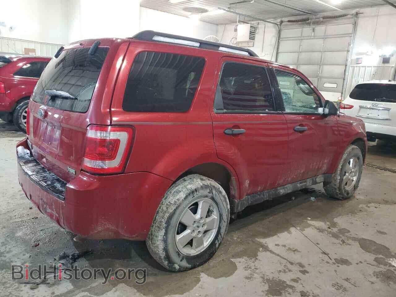 2011 FORD ESCAPE - VIN: 1FMCU0DG6BKA81453 - Фото 3
