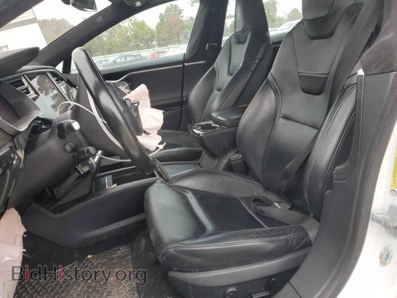2016 Tesla MODEL S (VIN 5YJSA1E21GF144268) — photo 7 of 12