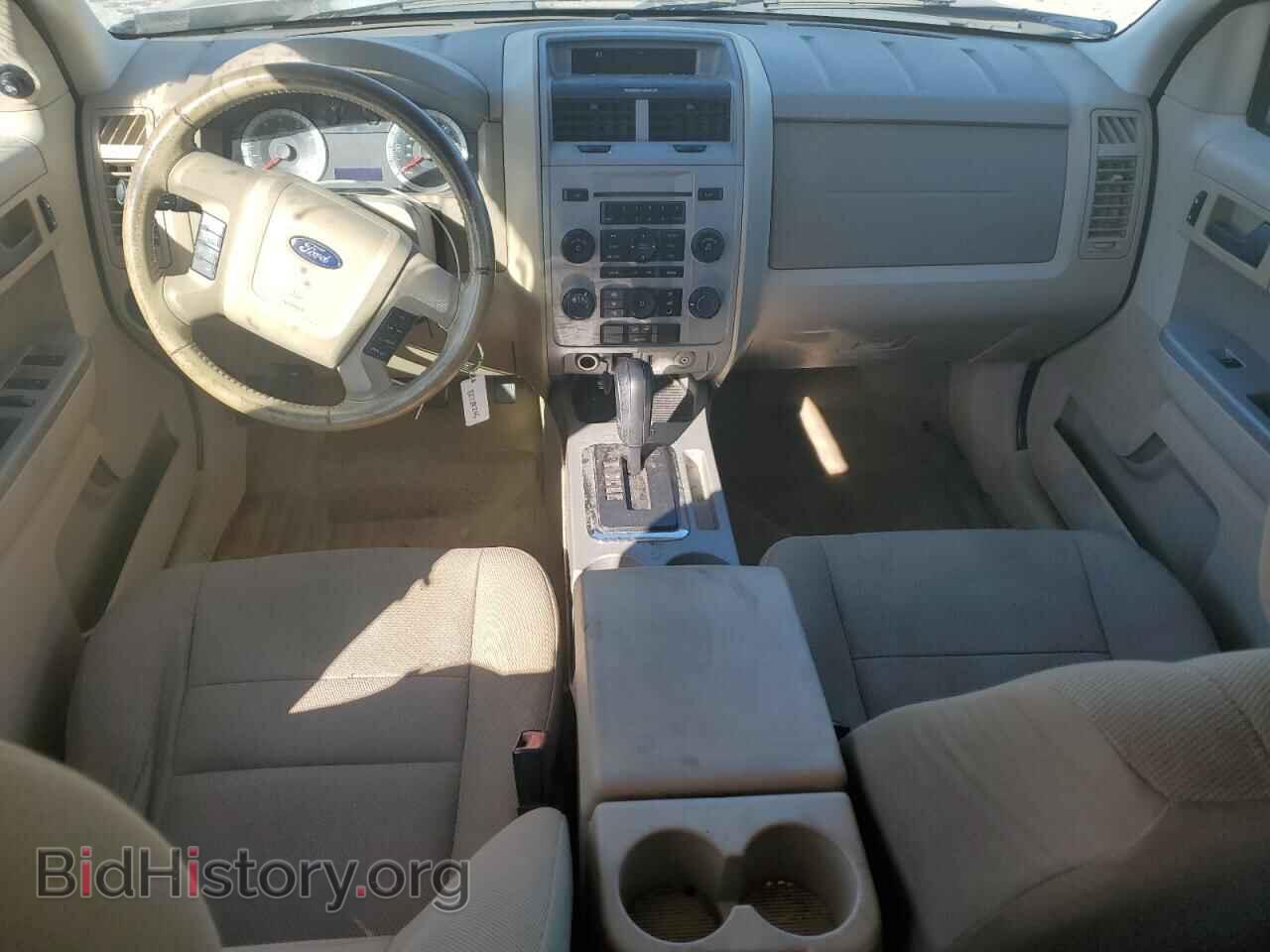 2010 FORD ESCAPE - VIN: 1FMCU0D79AKA42242 - Фото 8