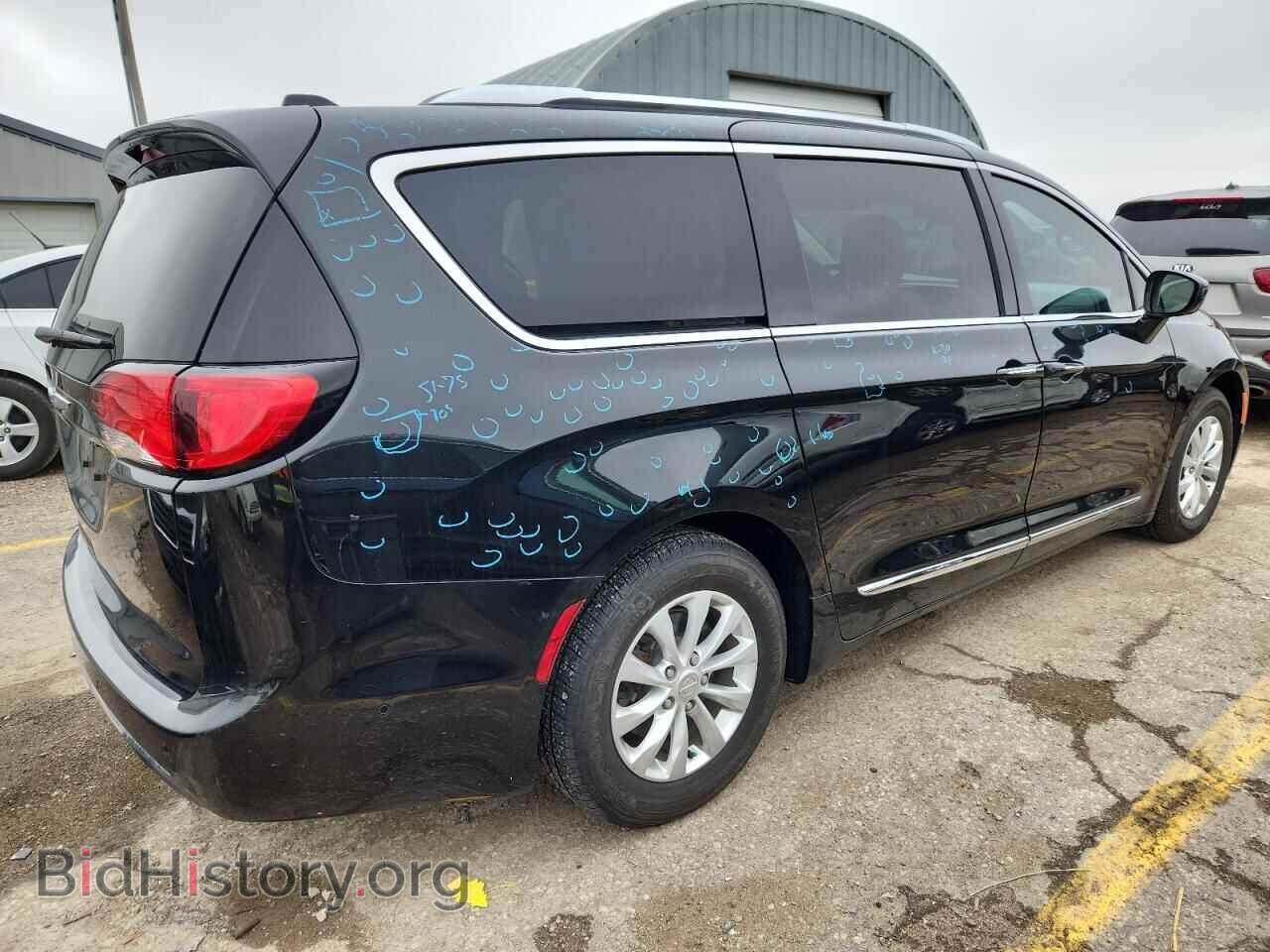 2018 CHRYSLER PACIFICA - VIN: 2C4RC1EG4JR131207 - Фото 3