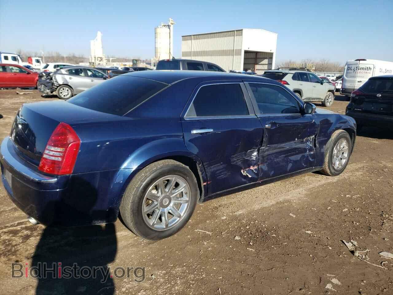 2006 CHRYSLER 300 - VIN: 2C3KA63H76H332410 - Фото 3
