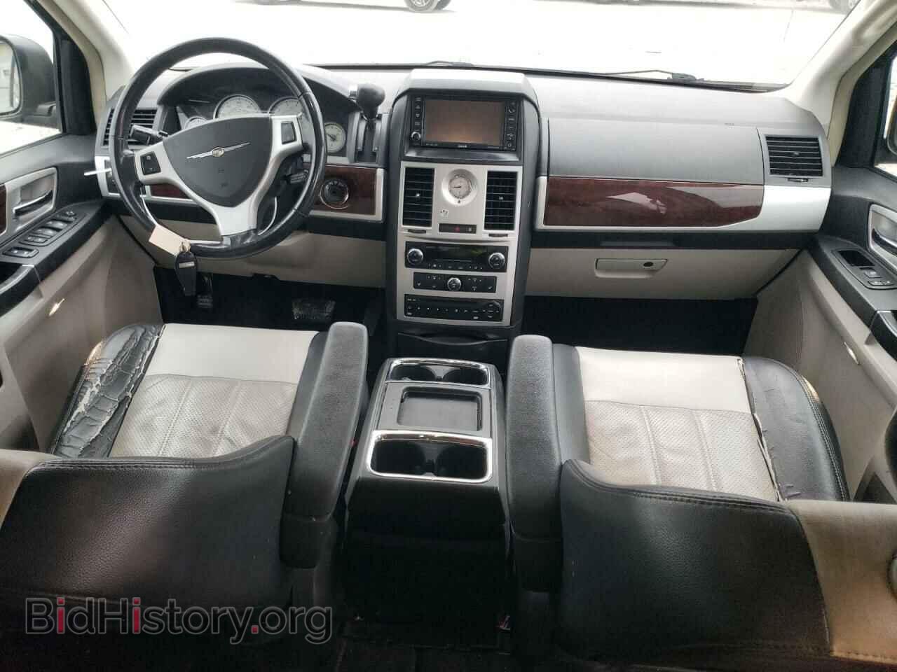 2010 CHRYSLER MINIVAN - VIN: 2A4RR8DX8AR436602 - Фото 8