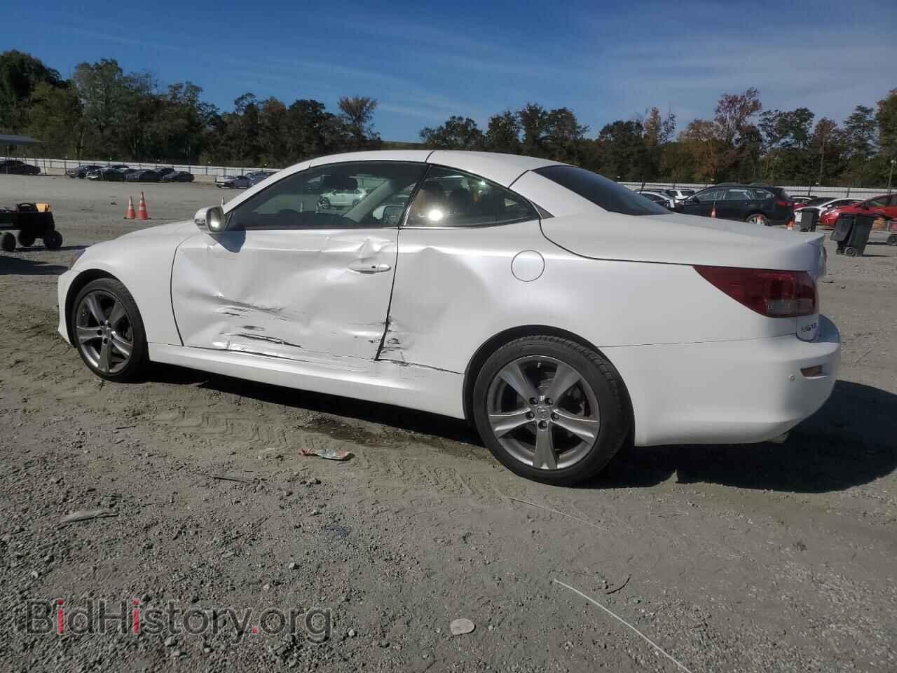 2012 LEXUS IS - VIN: JTHFF2C22C2524470 - Photo 2