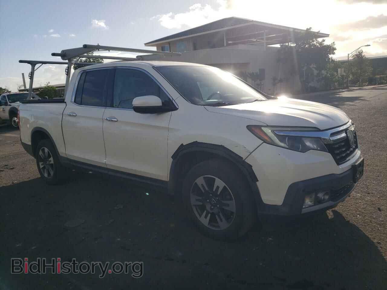 2017 HONDA RIDGELINE - VIN: 5FPYK3F75HB010675 - Фото 4