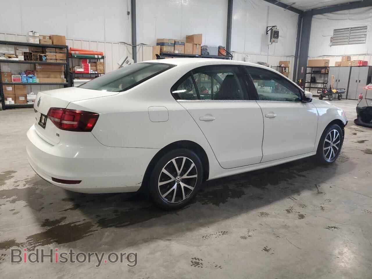 2017 VOLKSWAGEN JETTA - VIN: 3VWDB7AJ6HM392855 - Фото 3