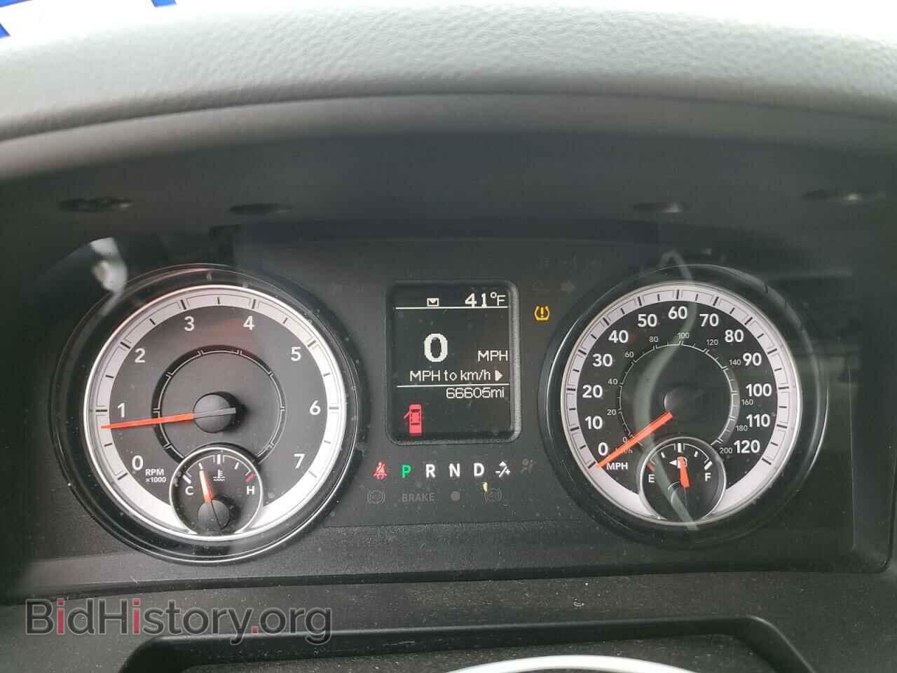 2019 RAM 1500 - VIN: 1C6RR6FG2KS733220 - Фото 9