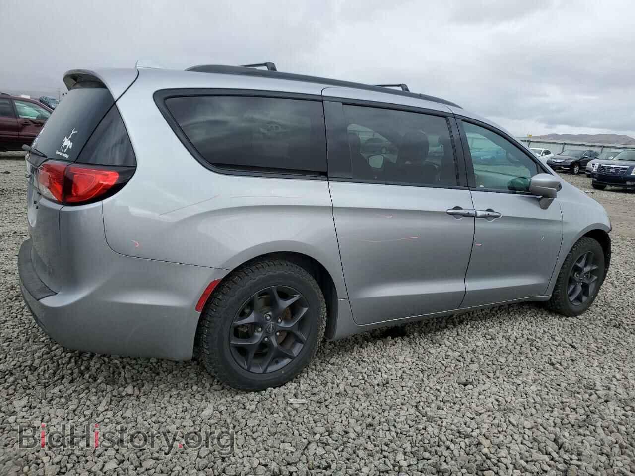 2019 CHRYSLER PACIFICA - VIN: 2C4RC1BG4KR615917 - Фото 3