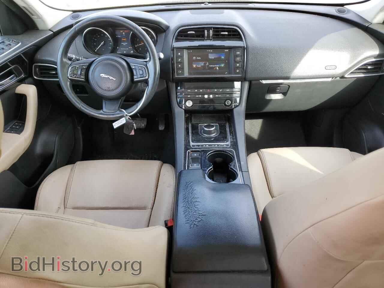 2017 JAGUAR F-PACE - VIN: SADCJ2BV6HA082017 - Фото 8
