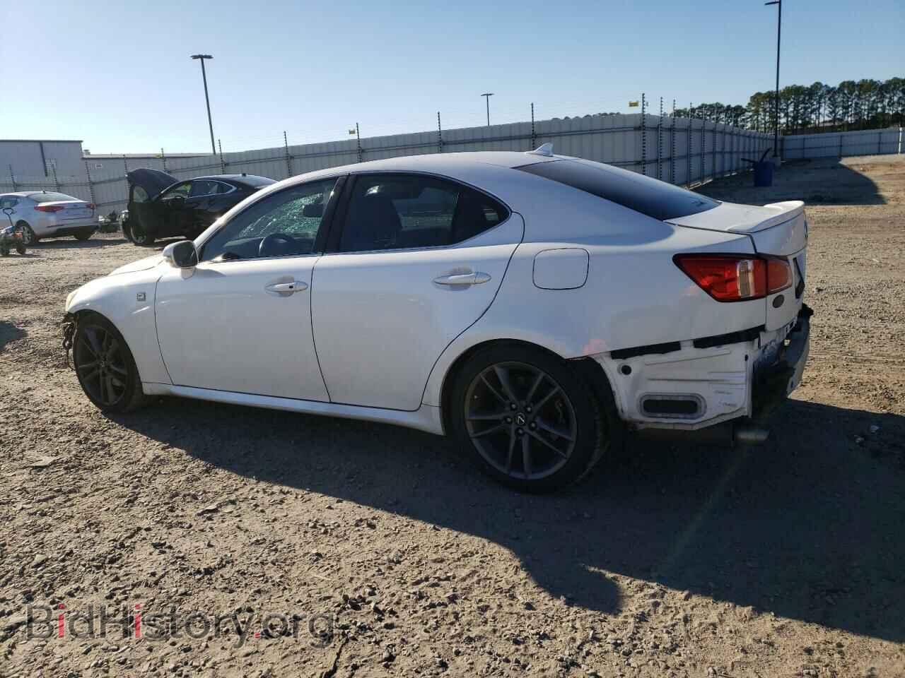 2011 LEXUS IS - VIN: JTHBF5C21B5135302 - Photo 2