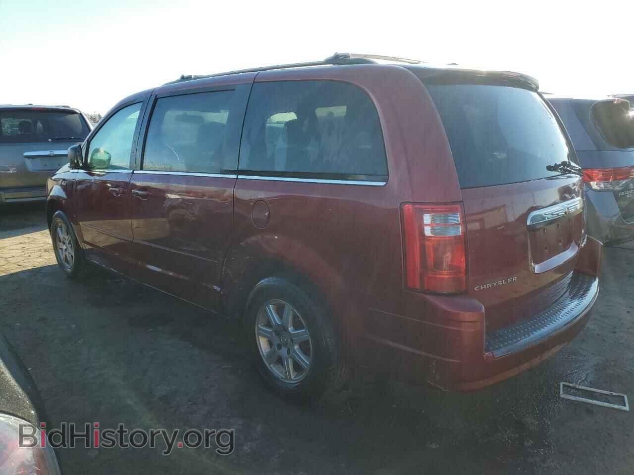 2010 CHRYSLER MINIVAN - VIN: 2A4RR2D10AR416739 - Photo 2