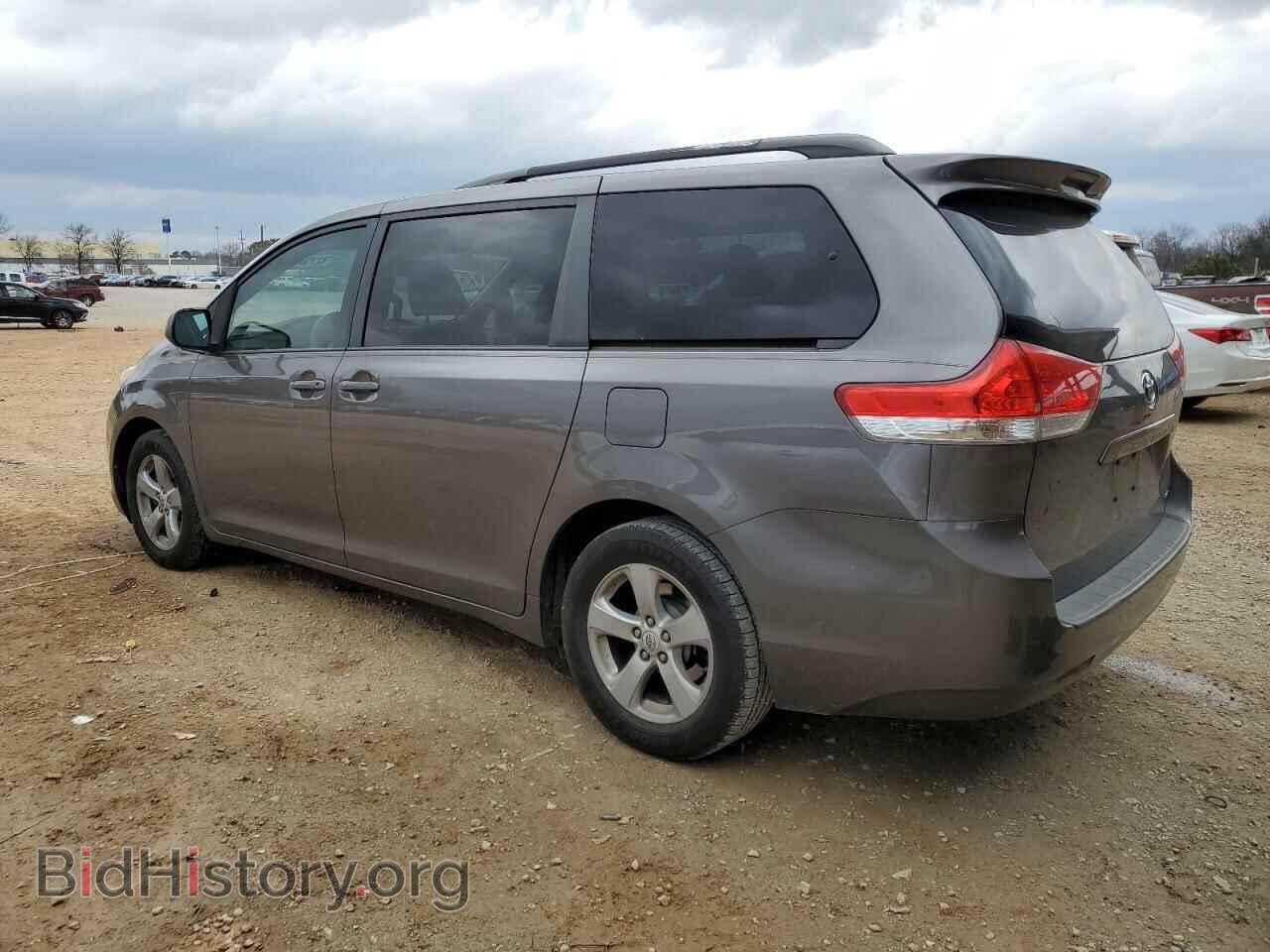 2012 TOYOTA All Models - VIN: 5TDKK3DC0CS206445 - Фото 2