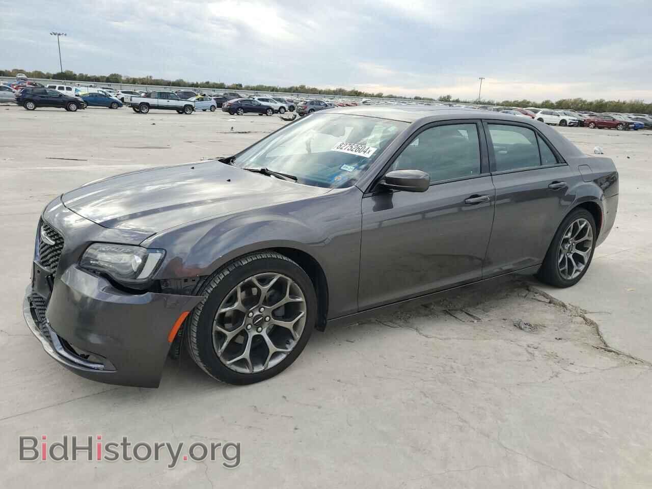 Фотография 2C3CCABGXGH282646 - CHRYSLER 300 2016