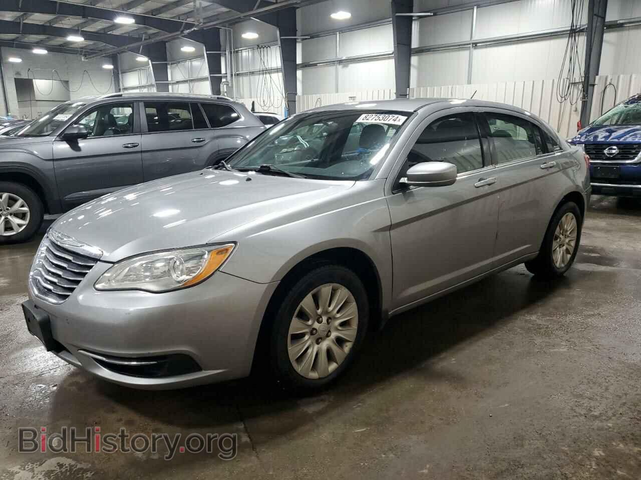 Фотография 1C3CCBABXDN733332 - CHRYSLER 200 2013