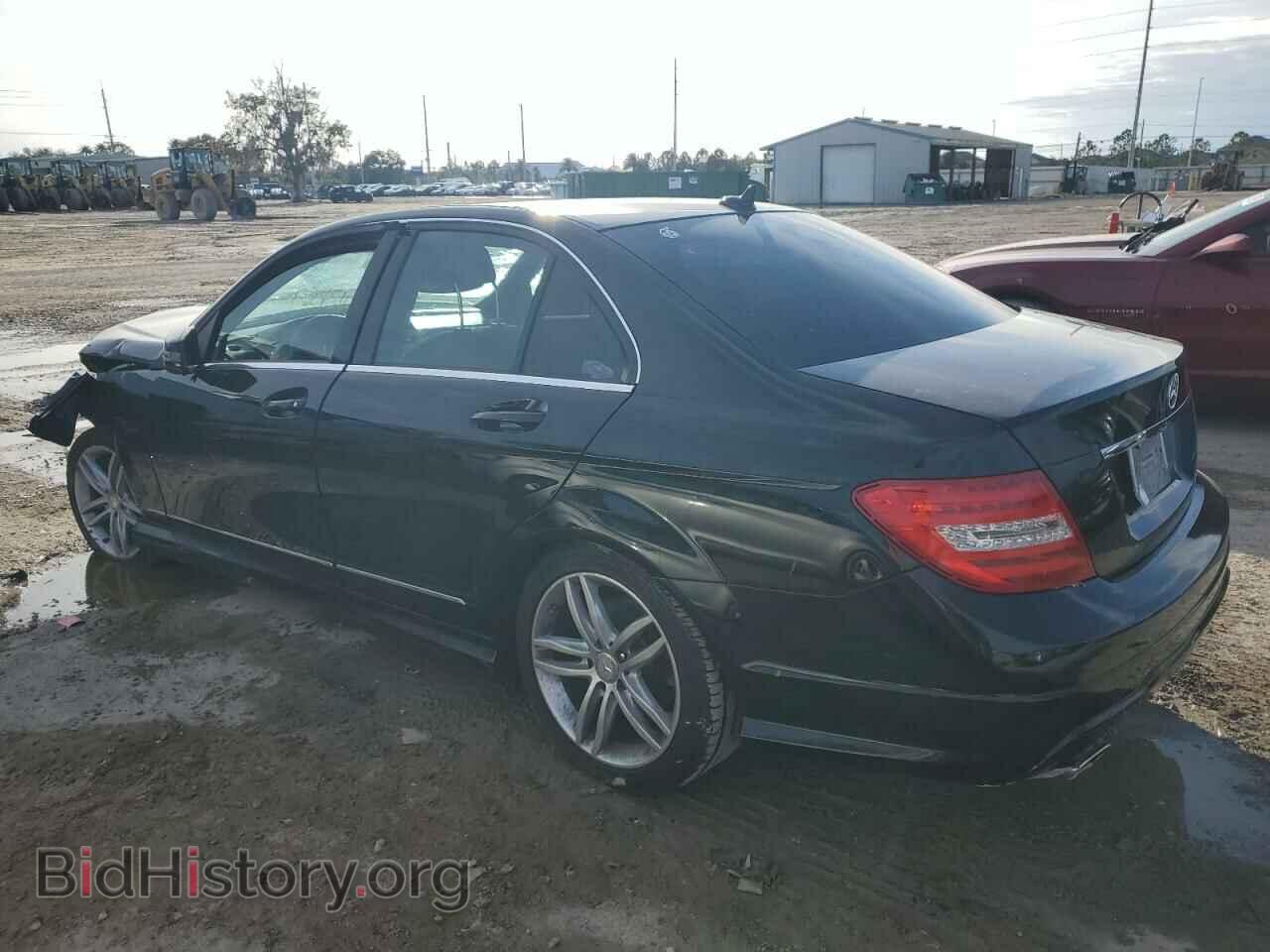 2012 MERCEDES-BENZ C-CLASS - VIN: WDDGF8BB7CA610072 - Фото 2