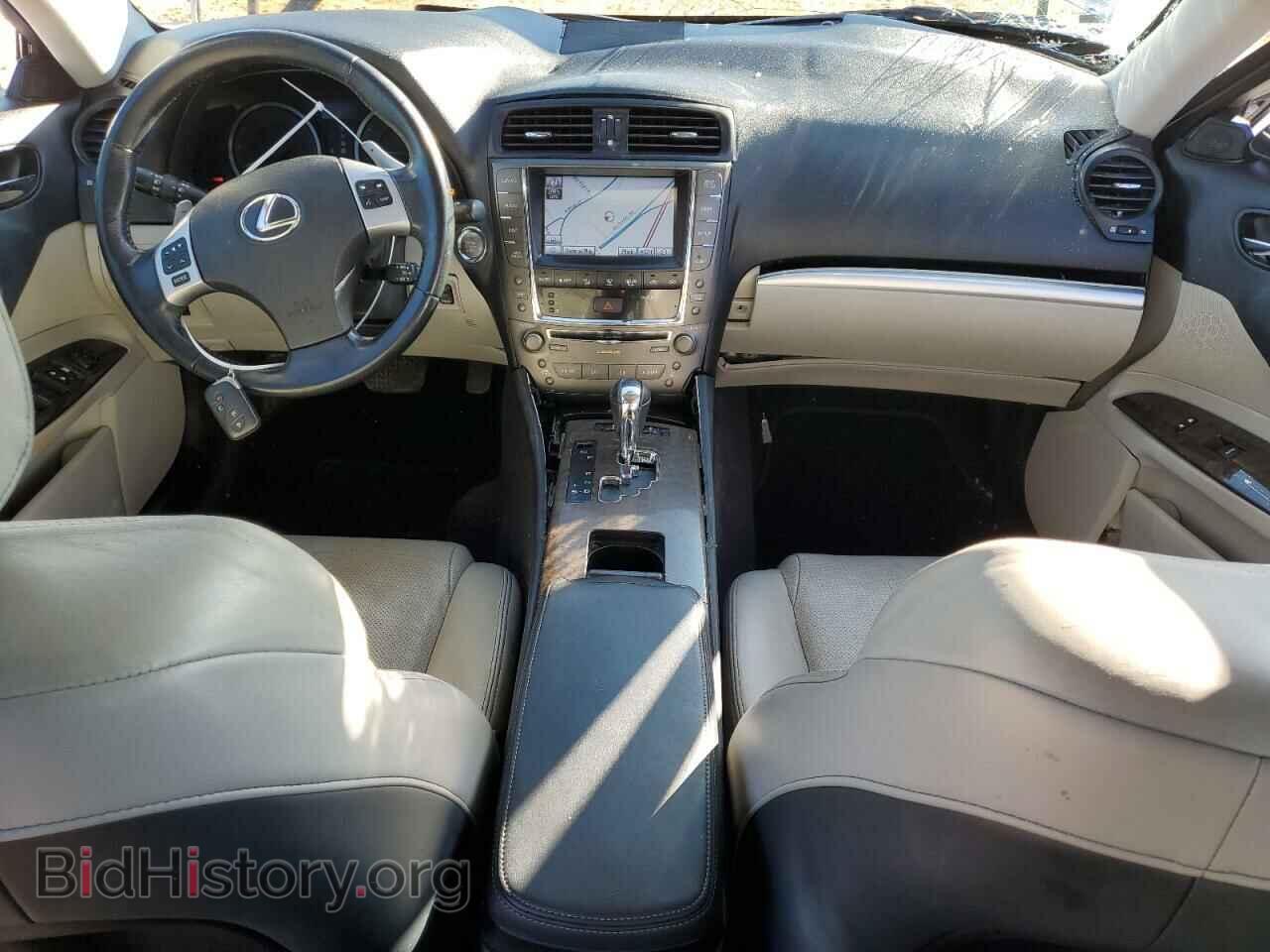 2011 LEXUS IS - VIN: JTHCF5C22B5052420 - Photo 8