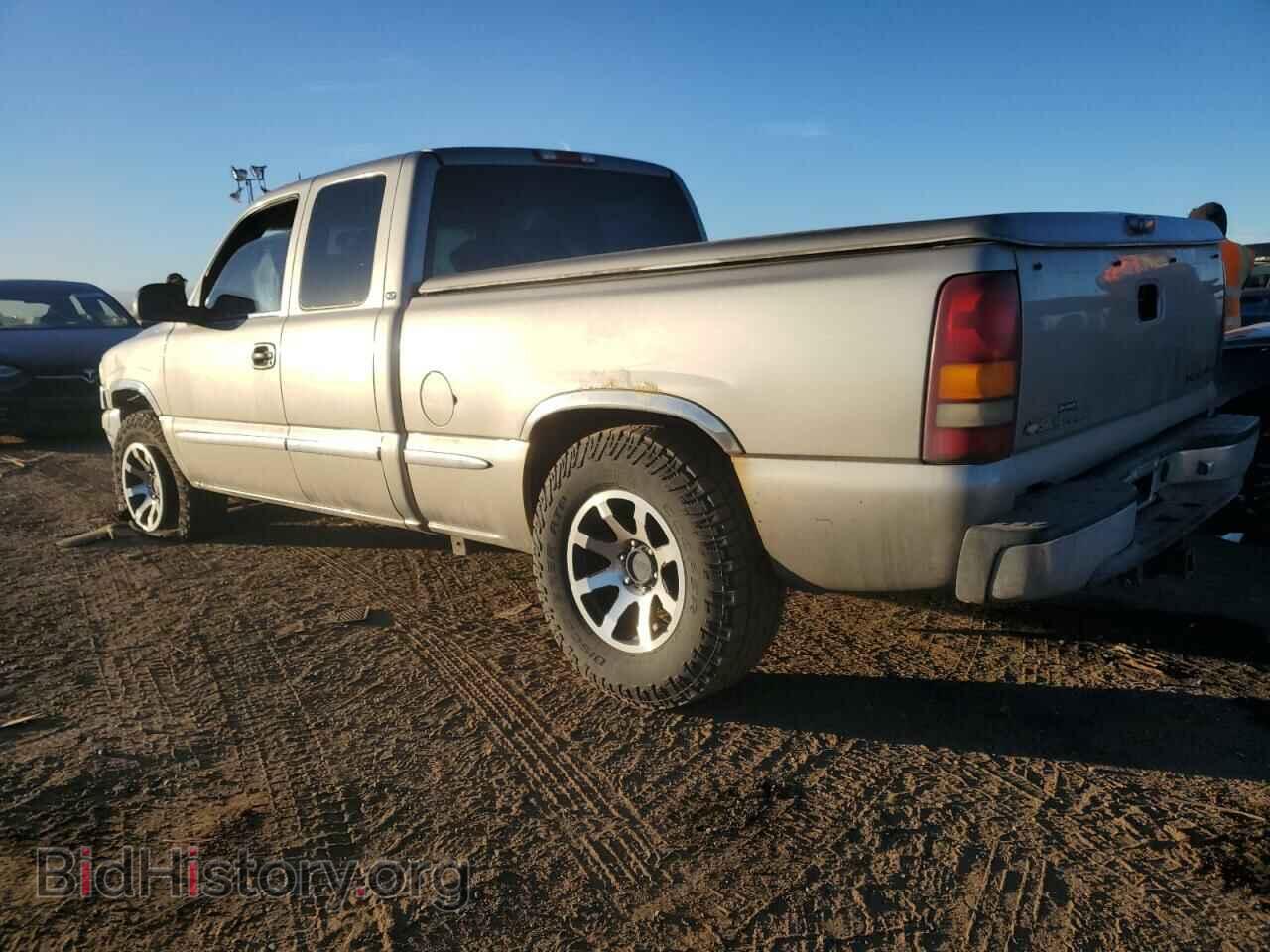2001 GMC All Models - VIN: 2GTEK19TX11228225 - Photo 2