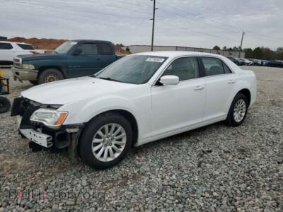 2014 Chrysler 300, белый — VIN 2C3CCAAG9EH373521, Copart