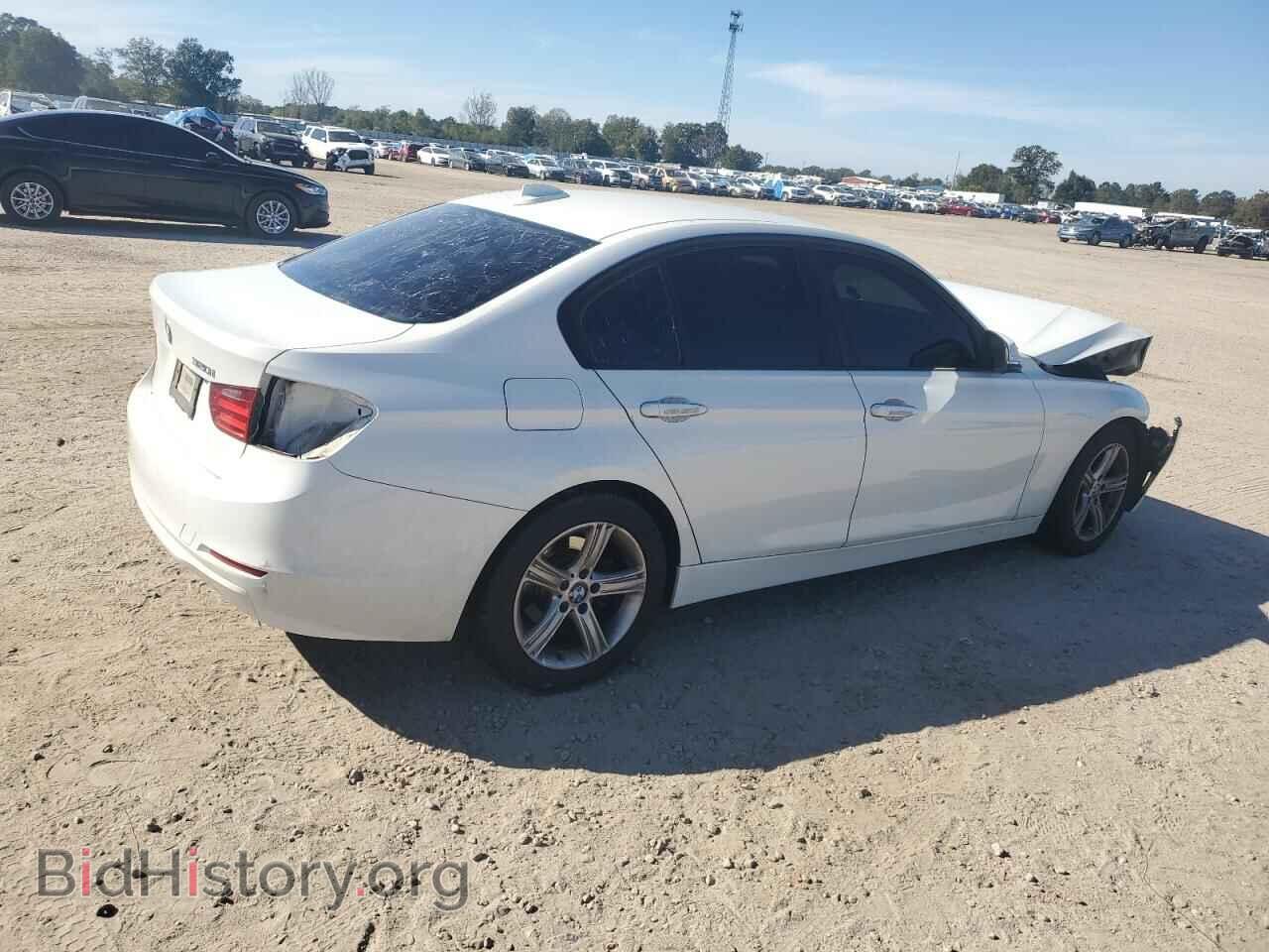 2014 BMW 3 SERIES - VIN: WBA3B1C5XEK132941 - Фото 3