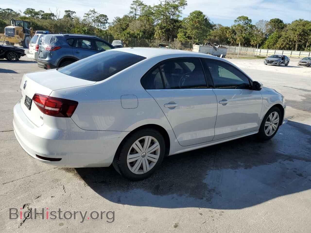 2017 VOLKSWAGEN JETTA - VIN: 3VW2B7AJ3HM238143 - Фото 3