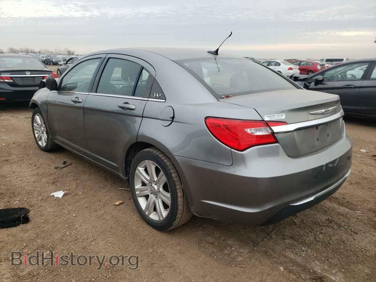 2011 CHRYSLER 200 - VIN: 1C3BC1FB2BN604027 - Фото 2